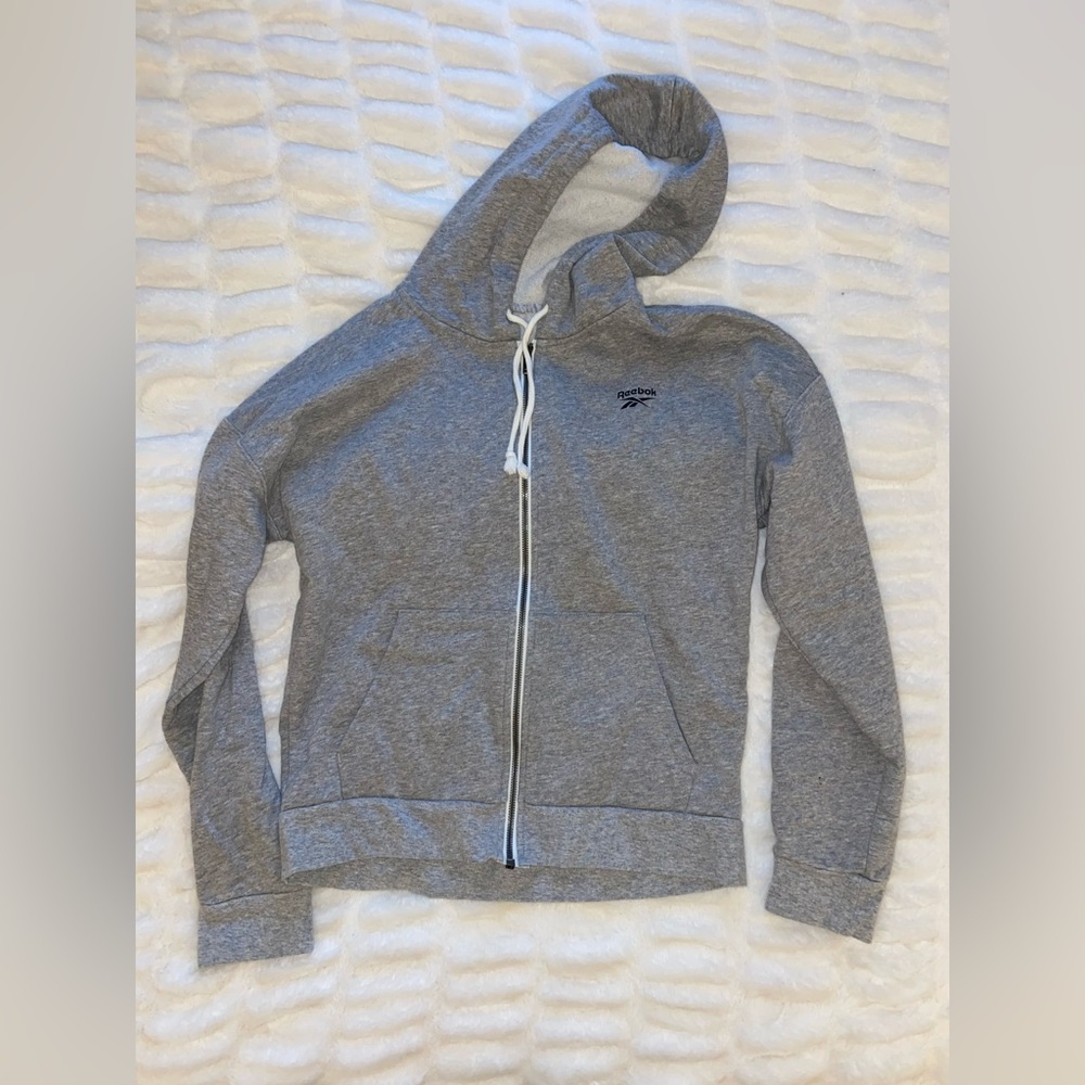 NWOT | Reebok | Grey zip up sweatshirt